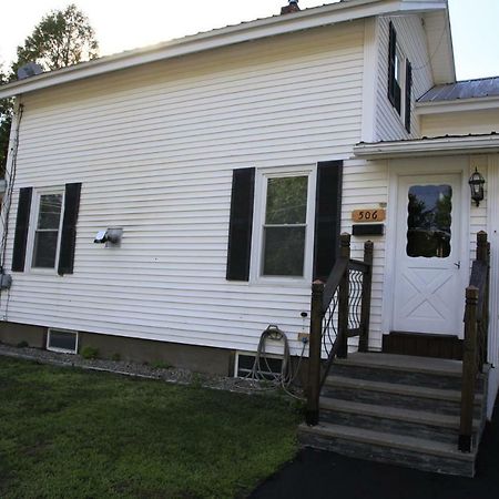 Charming Home Near Ski Areas Rumford Екстериор снимка