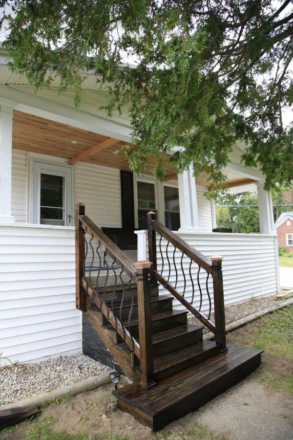 Charming Home Near Ski Areas Rumford Екстериор снимка
