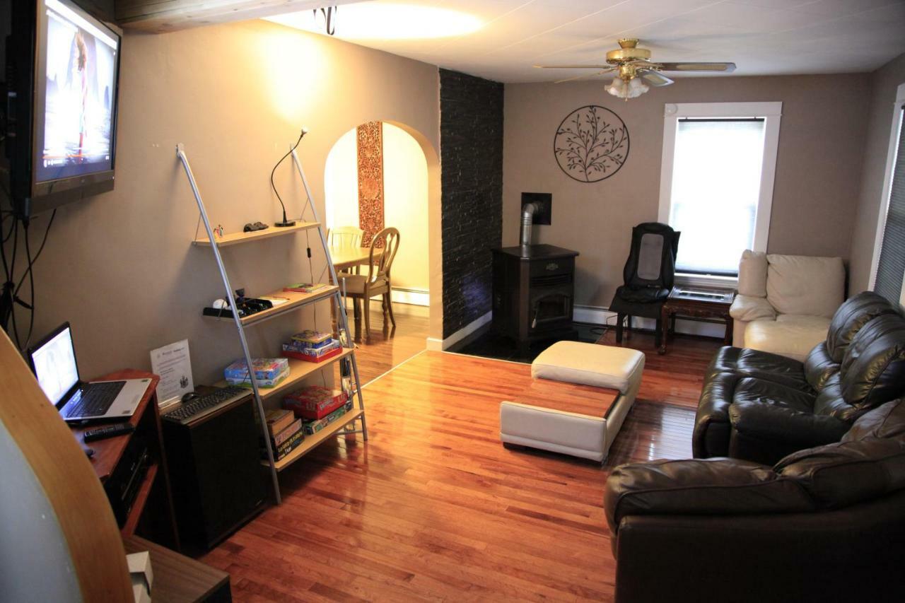 Charming Home Near Ski Areas Rumford Екстериор снимка